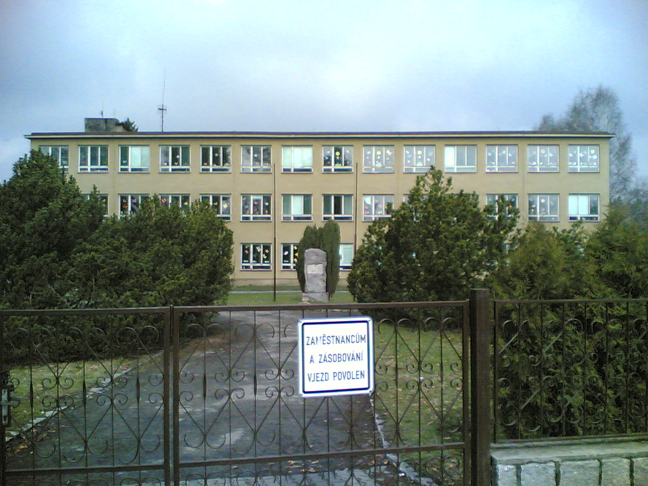  Škola v Mukařově